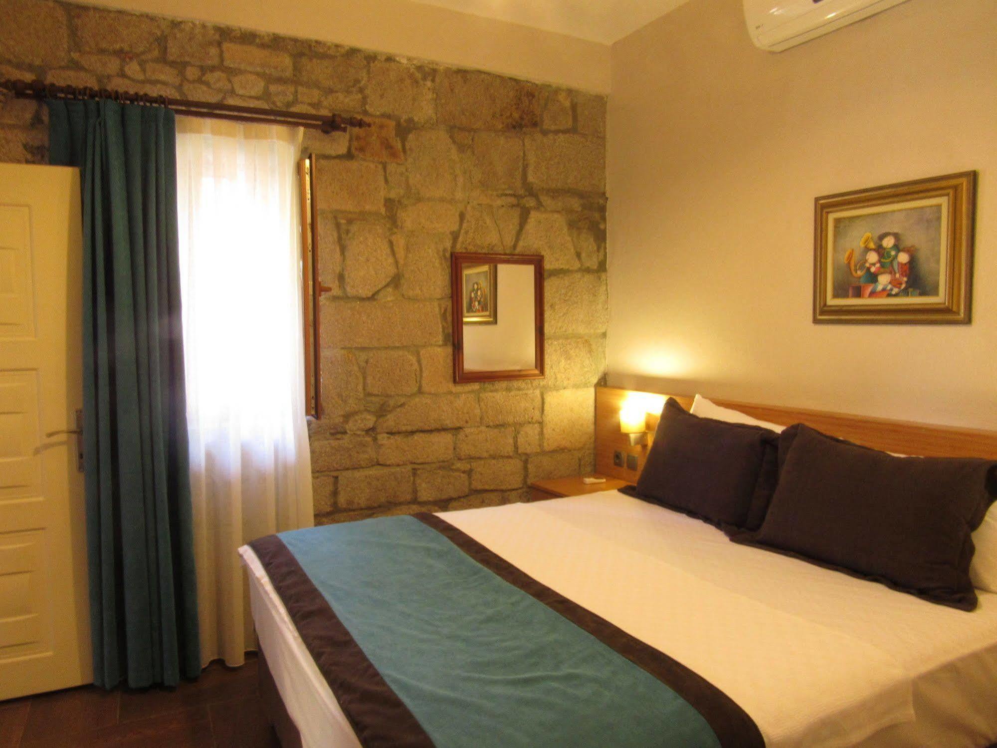 Assos Hunters Hotel (Adults Only) Ngoại thất bức ảnh