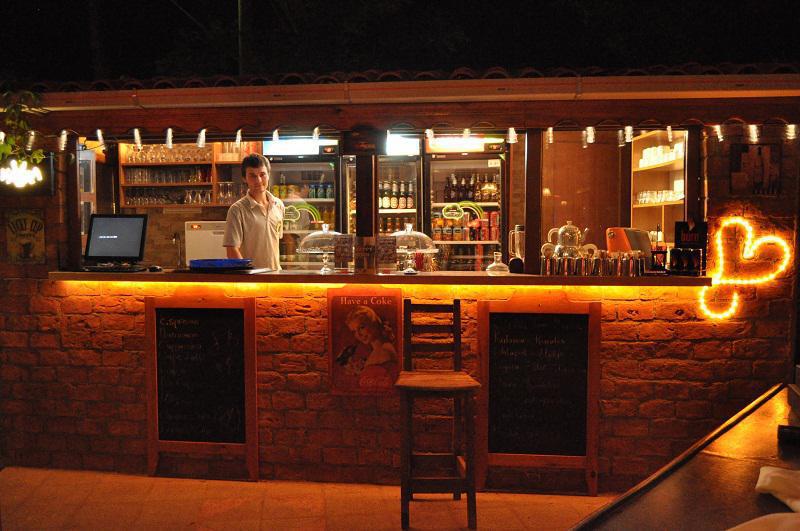 Assos Hunters Hotel (Adults Only) Ngoại thất bức ảnh