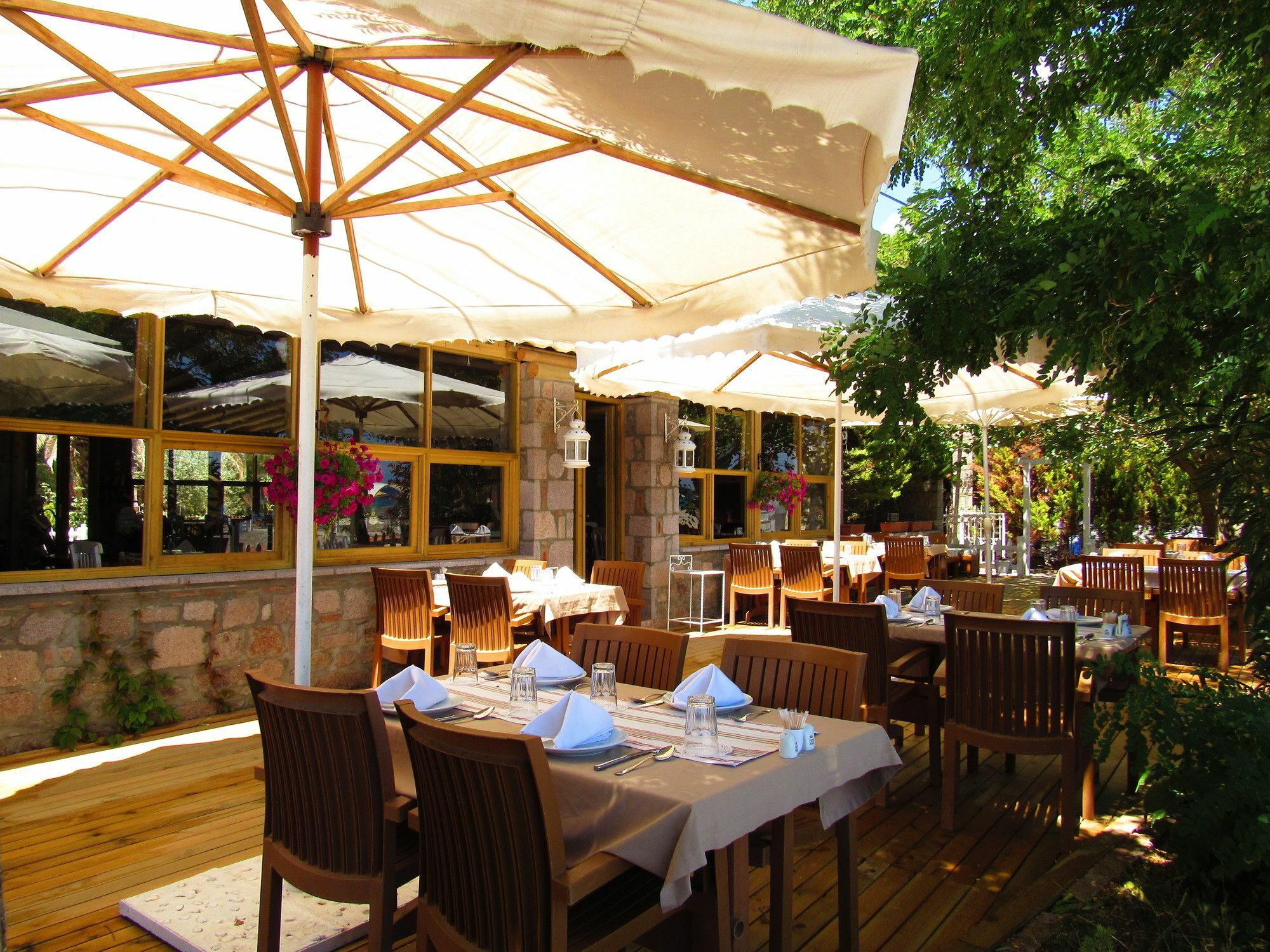 Assos Hunters Hotel (Adults Only) Ngoại thất bức ảnh