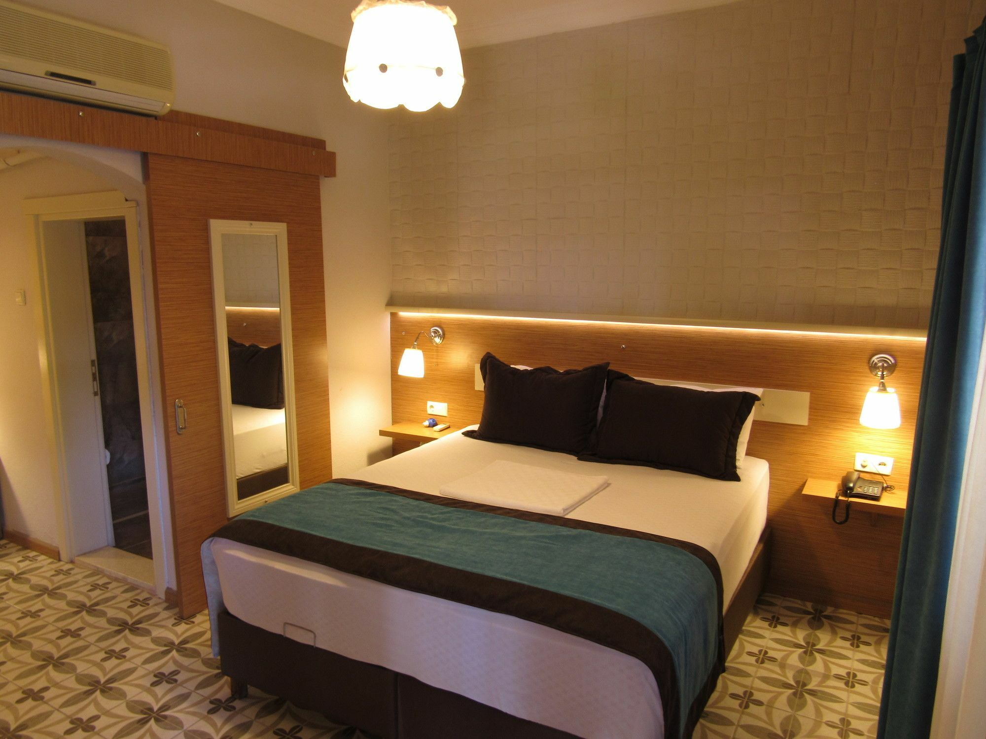 Assos Hunters Hotel (Adults Only) Ngoại thất bức ảnh